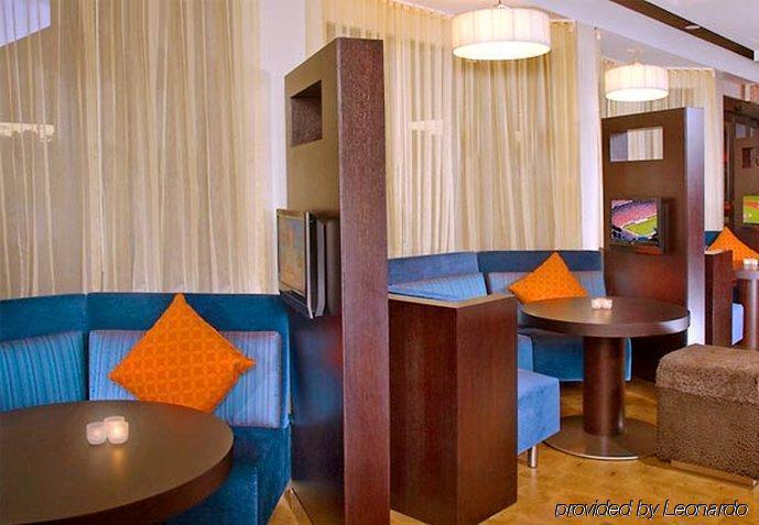 Отель Courtyard By Marriott Джексон Экстерьер фото