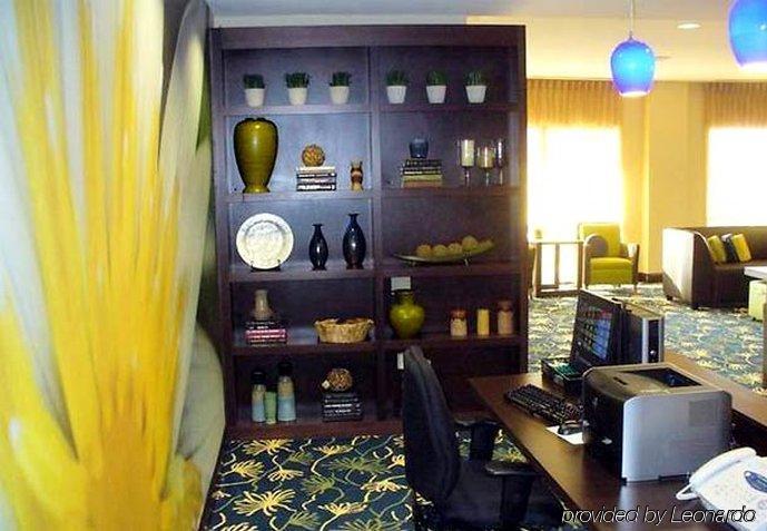 Отель Courtyard By Marriott Джексон Номер фото